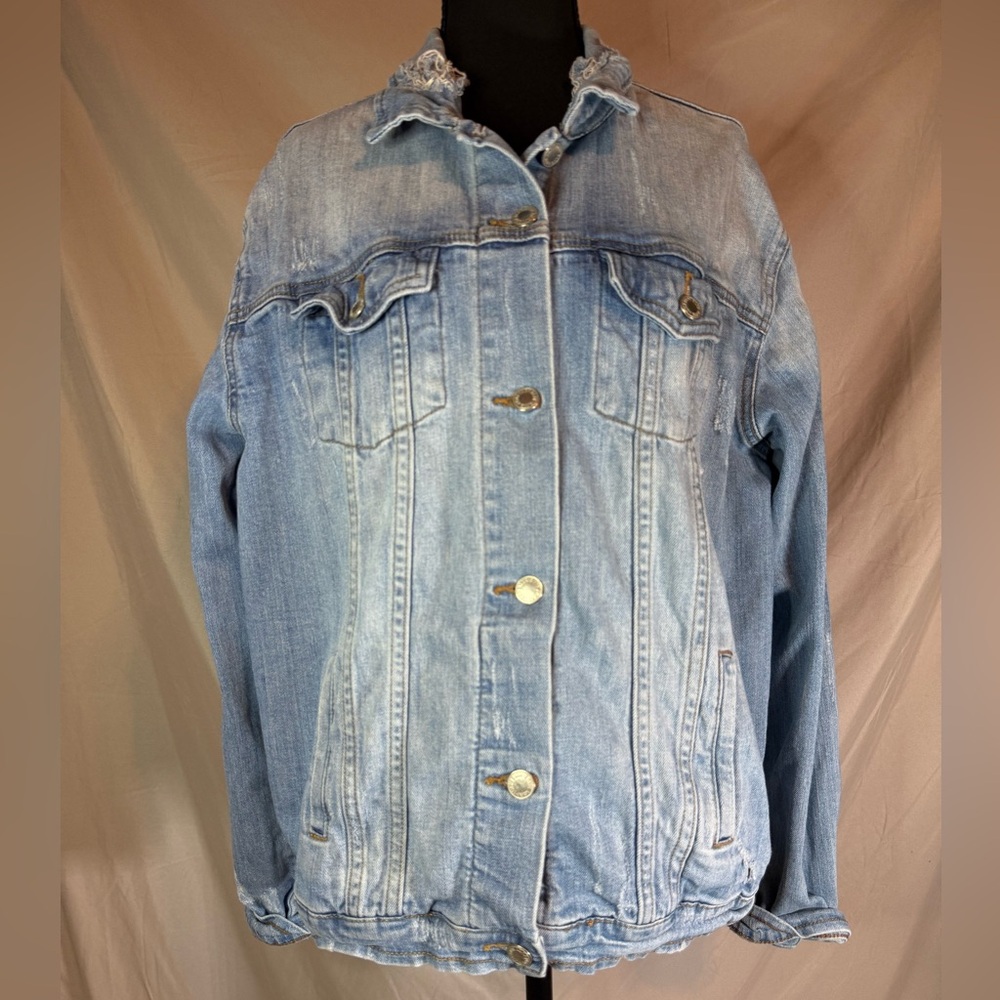 Judy Blue Distressed Denim Boyfriend Jacket – Medium/Light Wash – XXL 💙